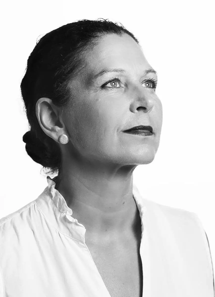 Porträt von Dorothea Fritz in Schwarzweiß